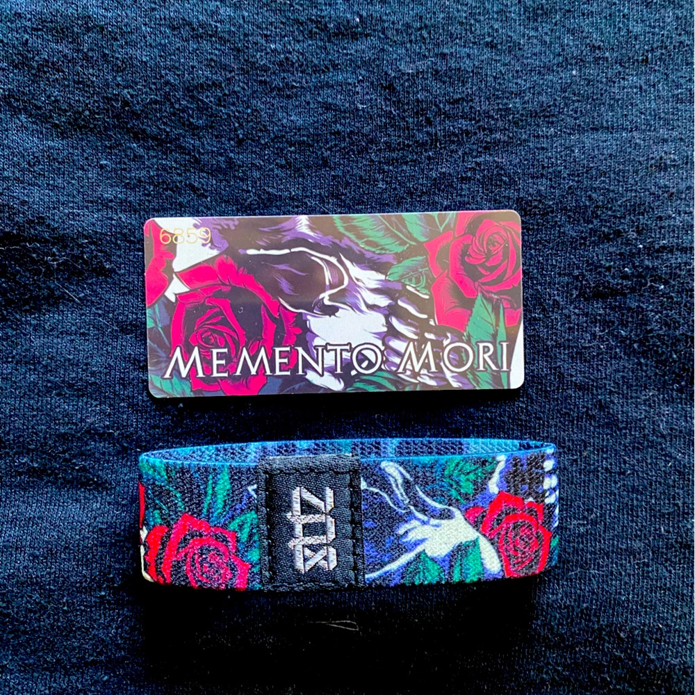 Zox Memento Mori
